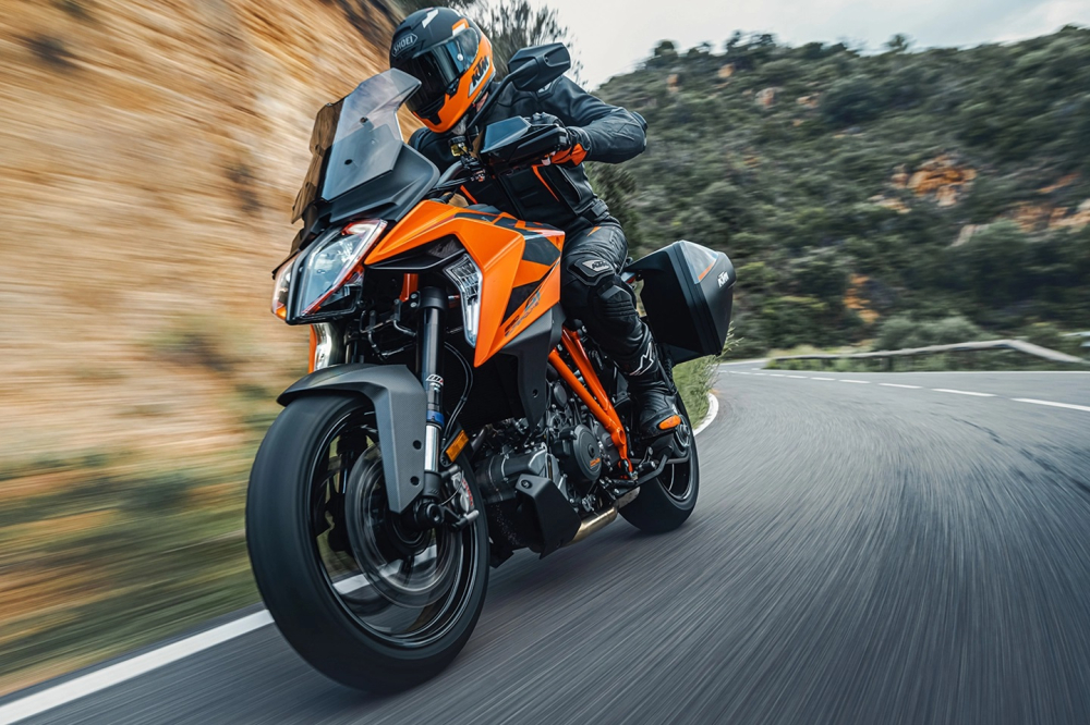 KTM 1290 Super Duke GT 2022 KTM 1290 Super Duke GT 2022