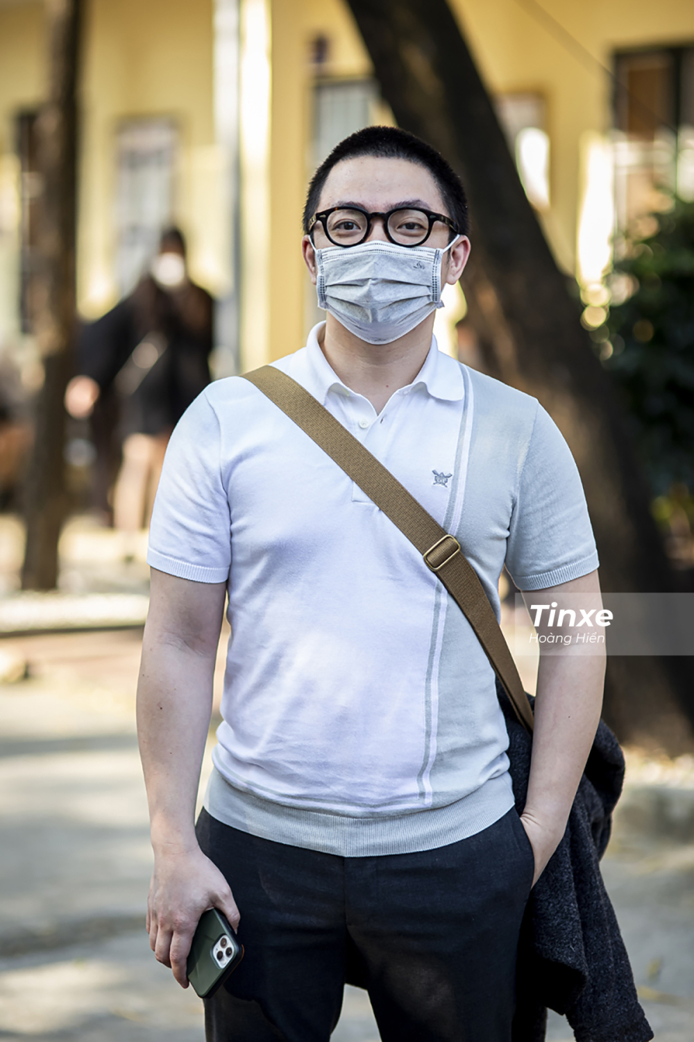 Anh Huy Phạm cho biết mình cũng chờ chính sách giảm phí trước bạ để quyết định xuống tiền mua xe mới.
