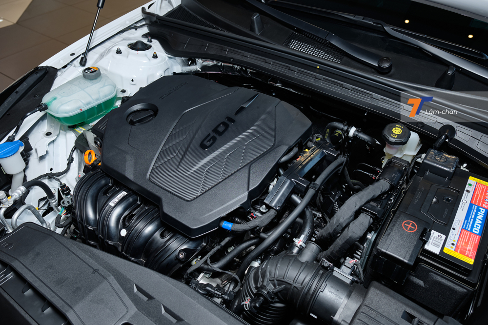 Động cơ của Kia K5 GT-Line 2022.