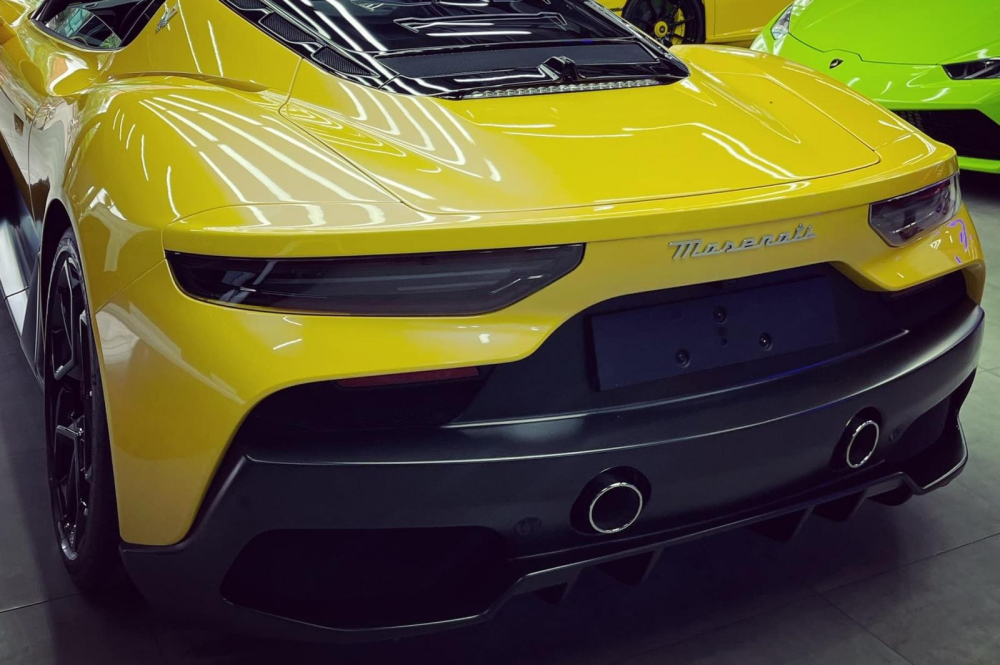 Maserati MC20 có giá từ 4,4 tỷ đồng