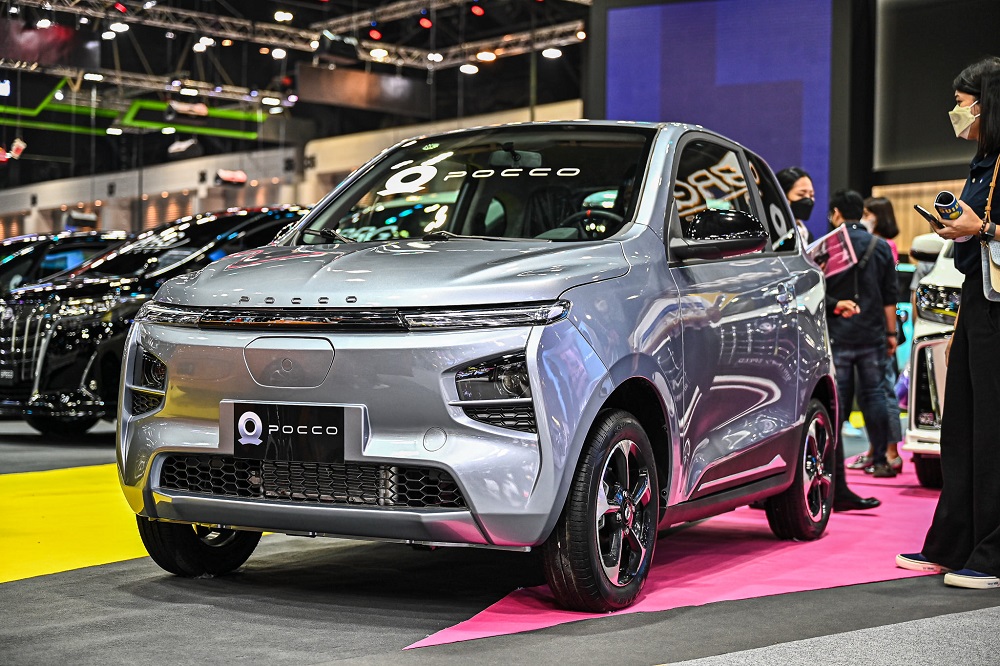 Dù dùng mô-tơ điện yếu hơn nhưng Pocco MM vẫn có tốc độ tối đa 100 km/h Dù dùng mô-tơ điện yếu hơn nhưng Pocco MM vẫn có tốc độ tối đa 100 km/h