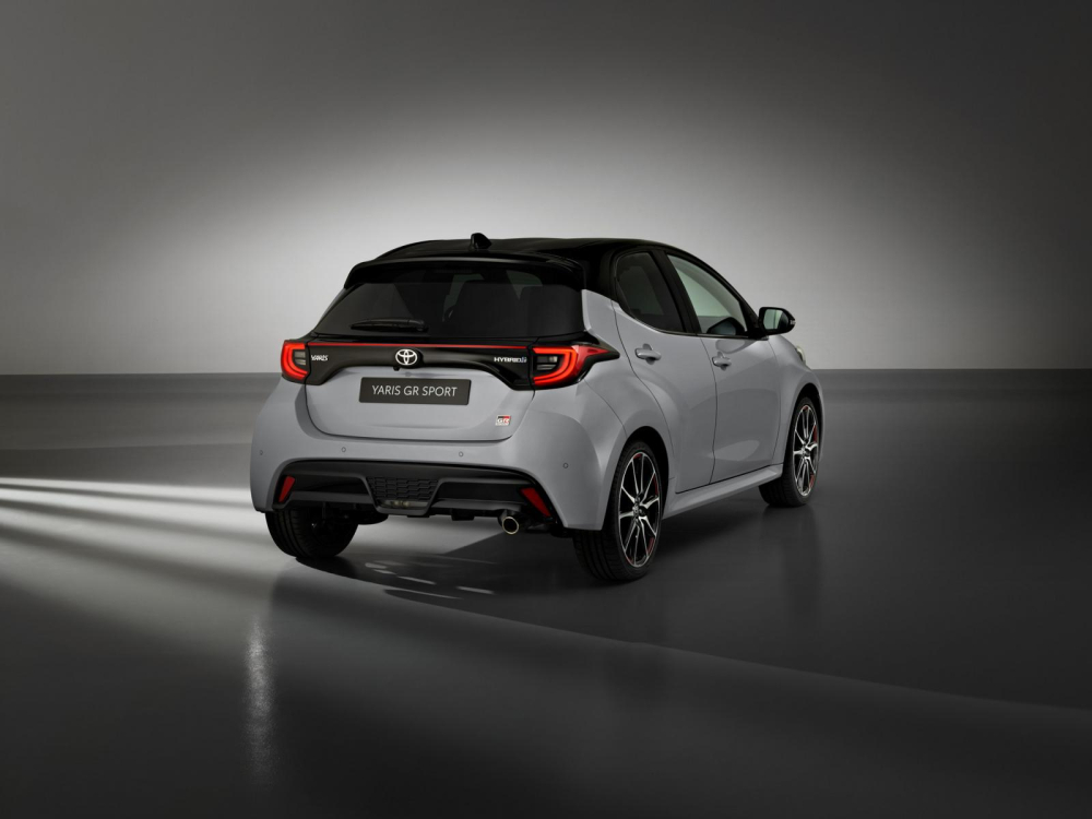 Toyota Yaris GR Sport 2022 có 2 tùy chọn động cơ
