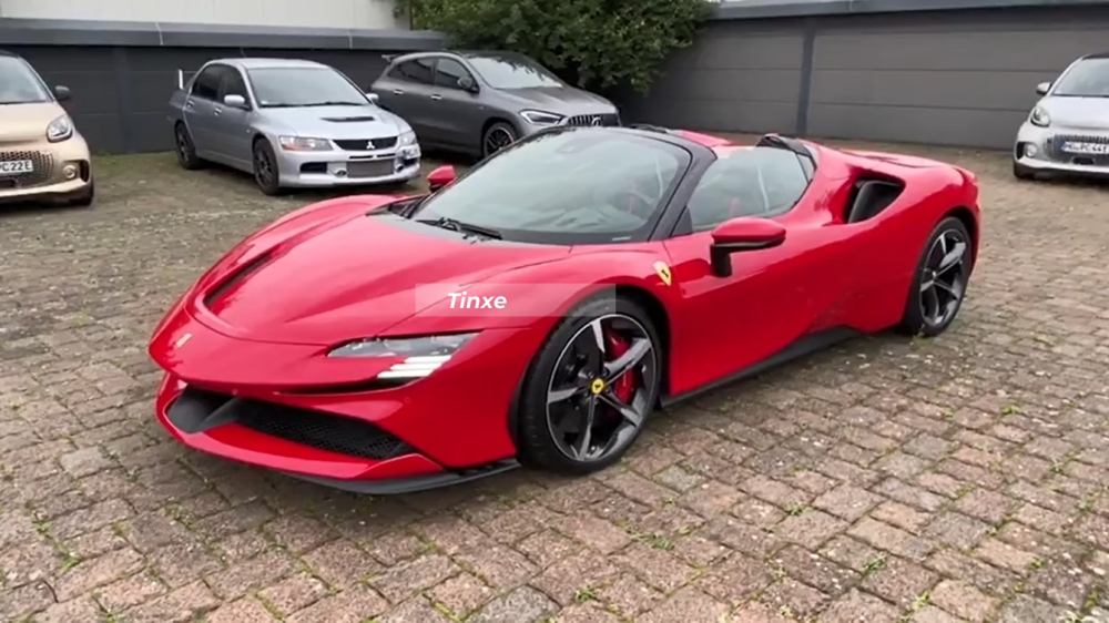 Đây nhiều khả năng sẽ là siêu xe mui trần Ferrari SF90 Spider đầu tiên về nước Đây nhiều khả năng sẽ là siêu xe mui trần Ferrari SF90 Spider đầu tiên về nước