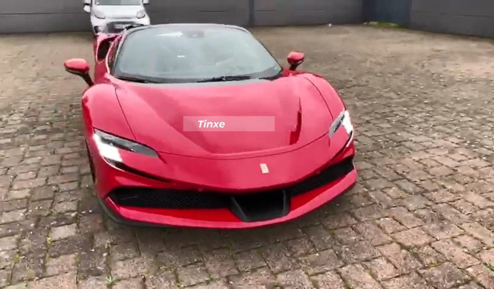 Hình ảnh siêu xe mui trần Ferrari SF90 Spider Hình ảnh siêu xe mui trần Ferrari SF90 Spider nhăm nhe về nước, hàng tuyển mui trần cho đại gia Việt thích mới lạ