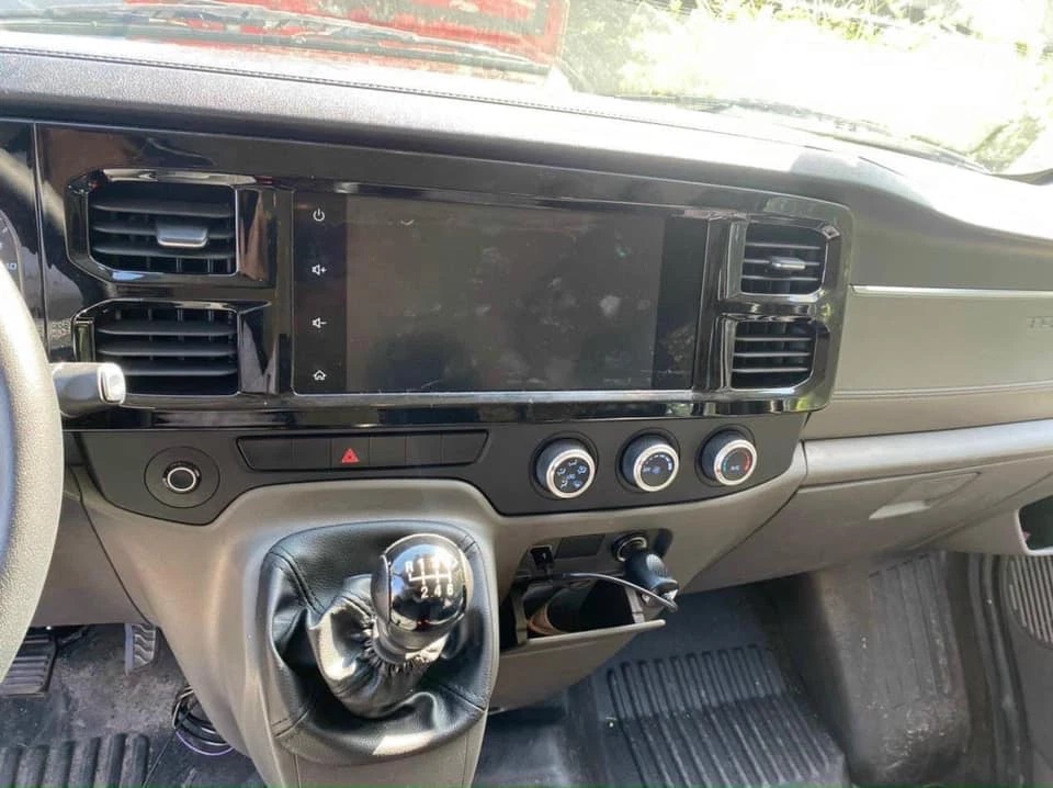 Màn hình trung tâm mới của Ford Transit 2022 tại Việt Nam Màn hình trung tâm mới của Ford Transit 2022 tại Việt Nam