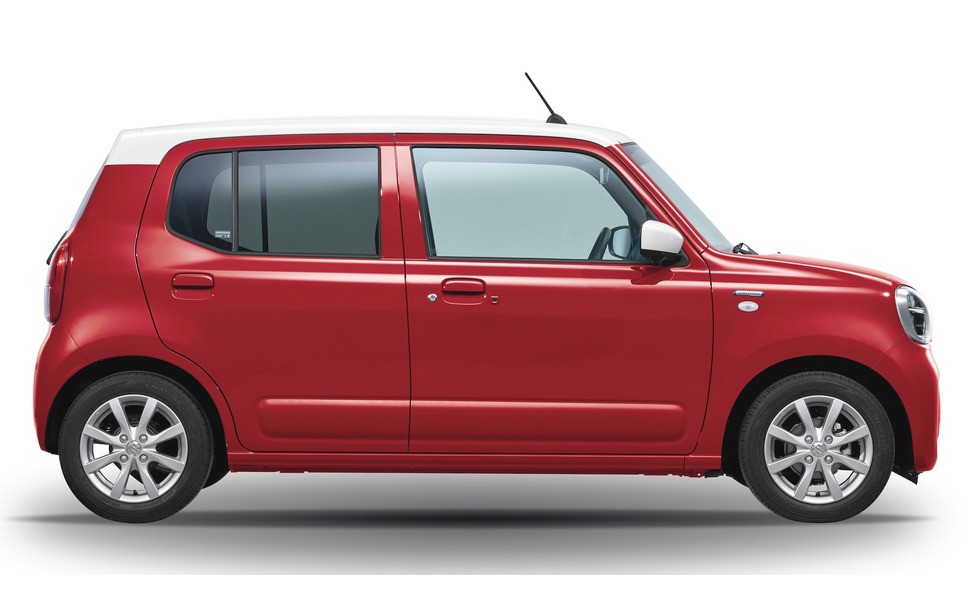 Suzuki Alto 2022 sơn phối 2 màu đẹp mắt
