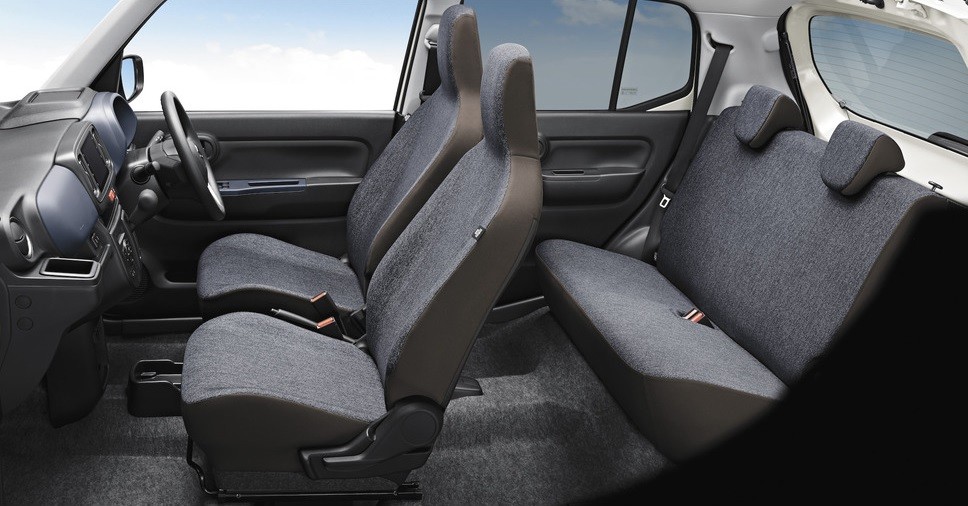 Ghế bọc nỉ của Suzuki Alto 2022