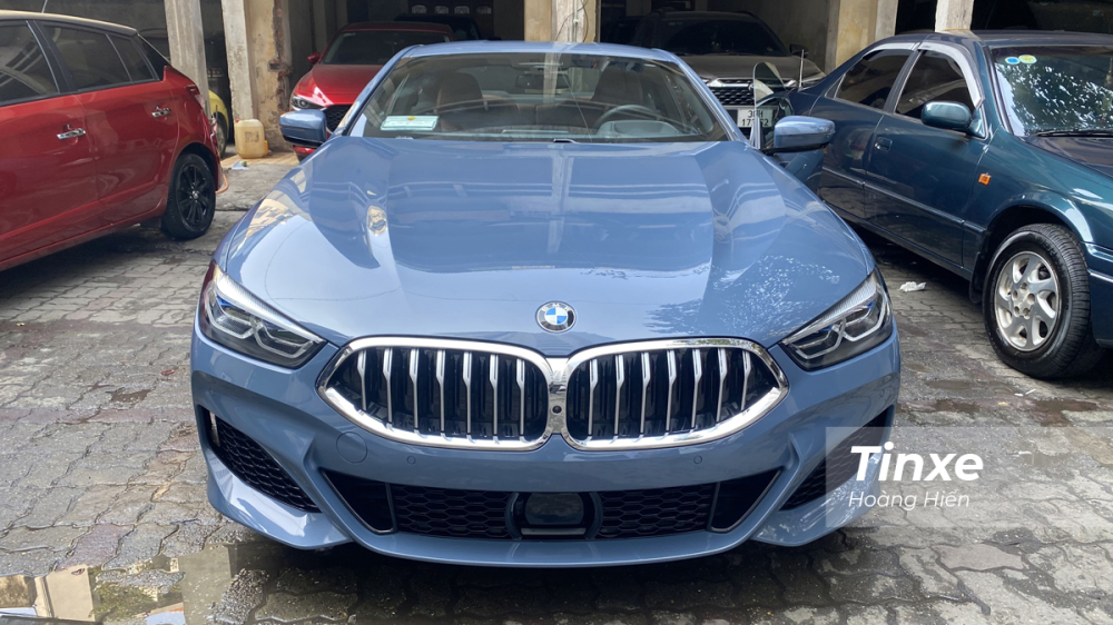 Lưới tản nhiệt của BMW 840i Coupe không to như những người anh em khác.