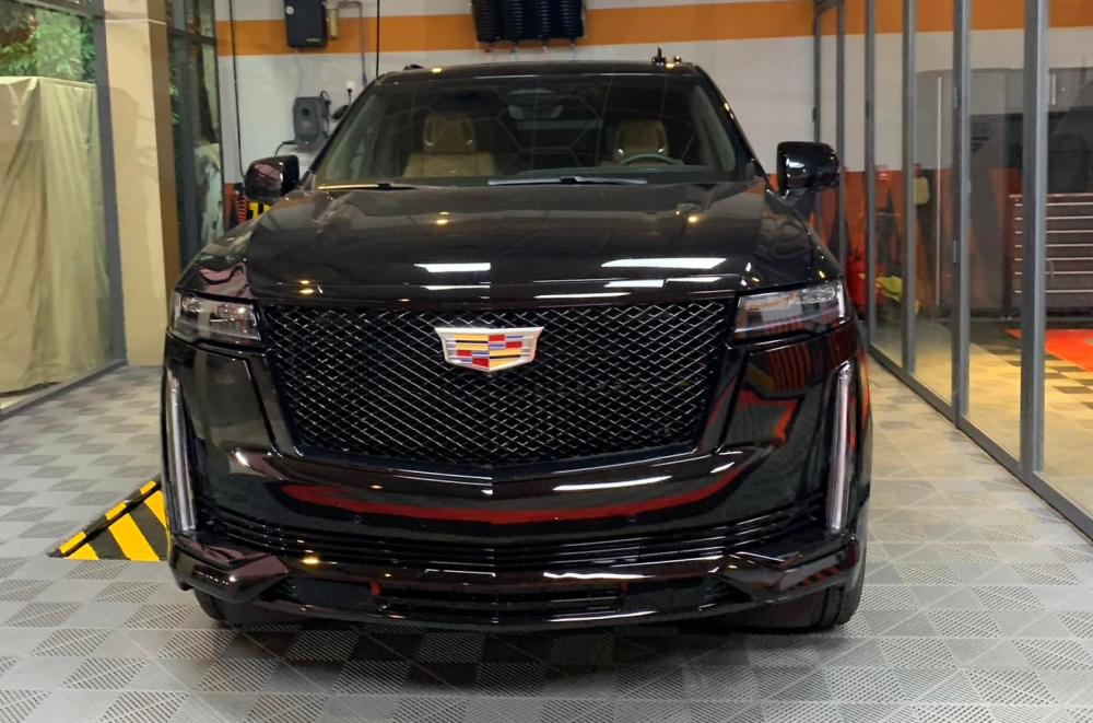 Cận vệ Cadillac Escalade đời mới của chủ nhân bộ sưu tập siêu xe khủng ở Vũng Tàu