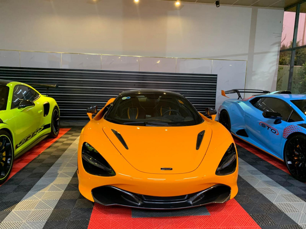 Siêu xe McLaren 720S Spider