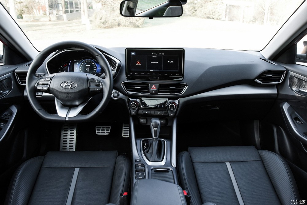 Nội thất của Hyundai Lafesta phiên bản cũ
