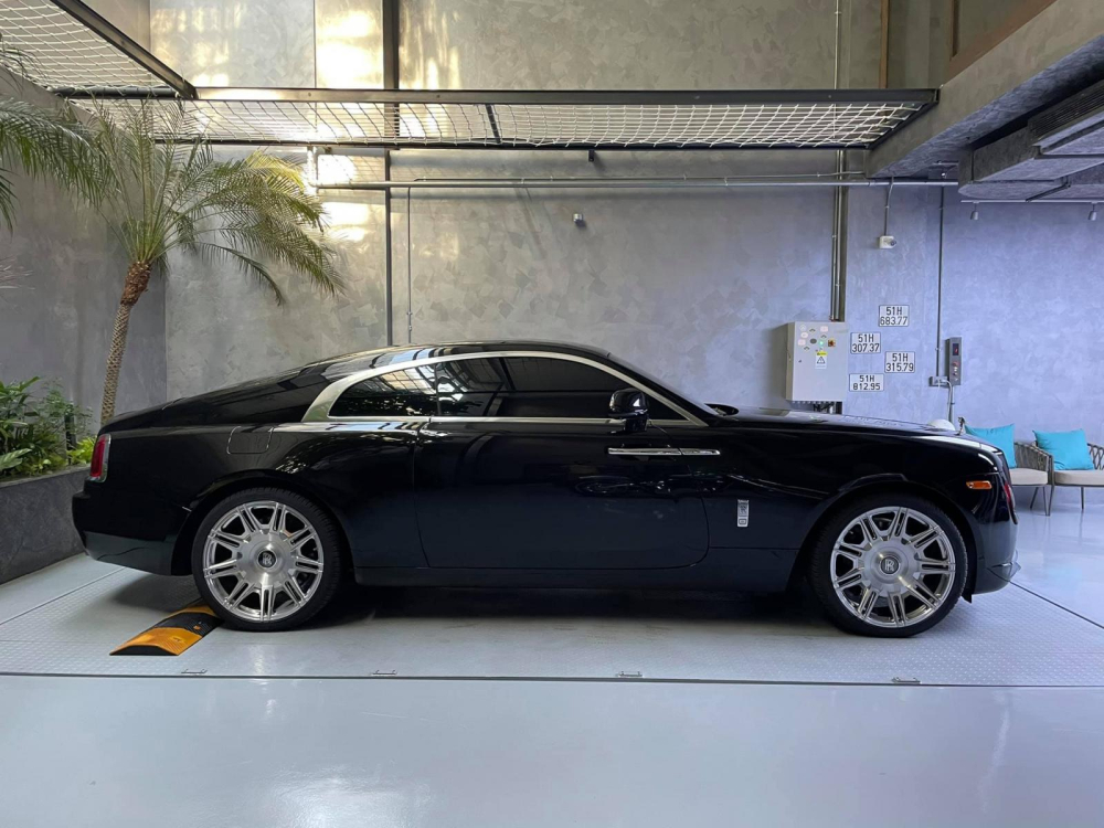 Đây là vị trí đỗ xe yêu thích của chiếc Rolls-Royce Wraith