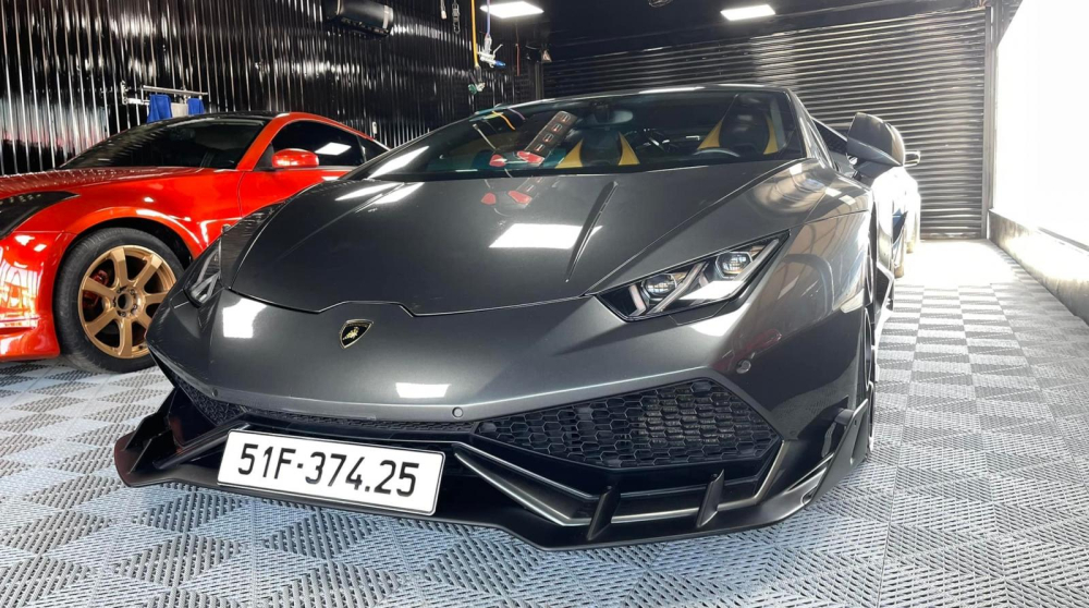 Lamborghini Huracan với m&agrave;n đổi lan đột biến lấy xe về tay nh&agrave; sưu tập xe k&iacute;n tiếng S&agrave;i th&agrave;nh