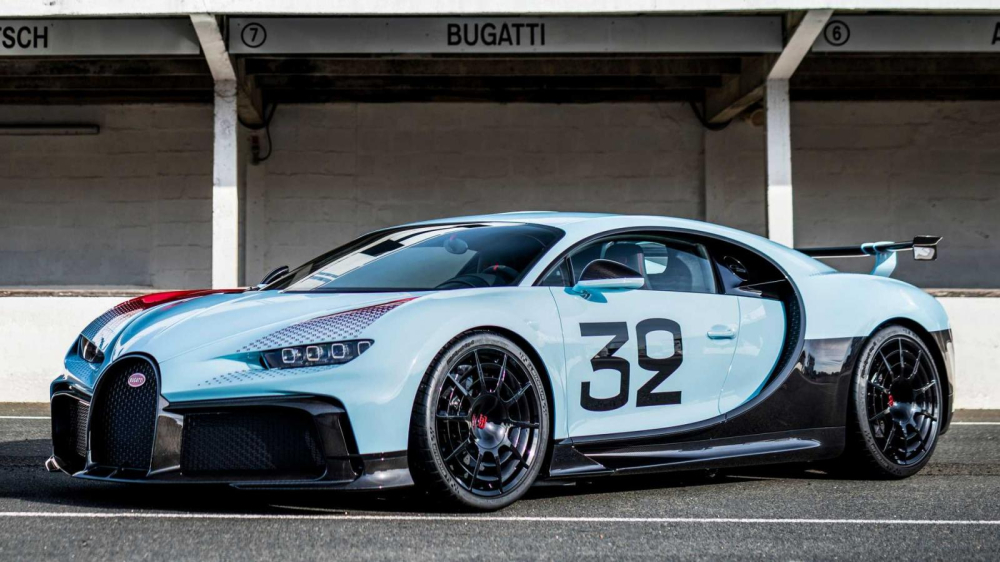 Phía trước của Bugatti Chiron Pur Sport “Grand Prix” Phía trước của Bugatti Chiron Pur Sport “Grand Prix”