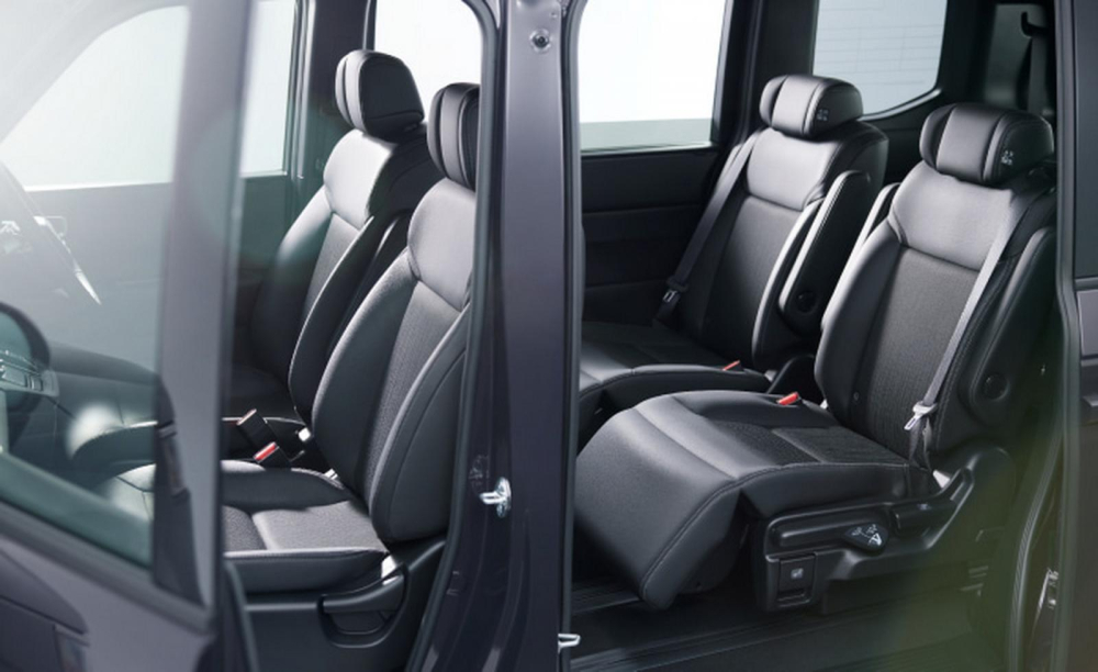 2 ghế thương gia của Honda Step WGN 2022 