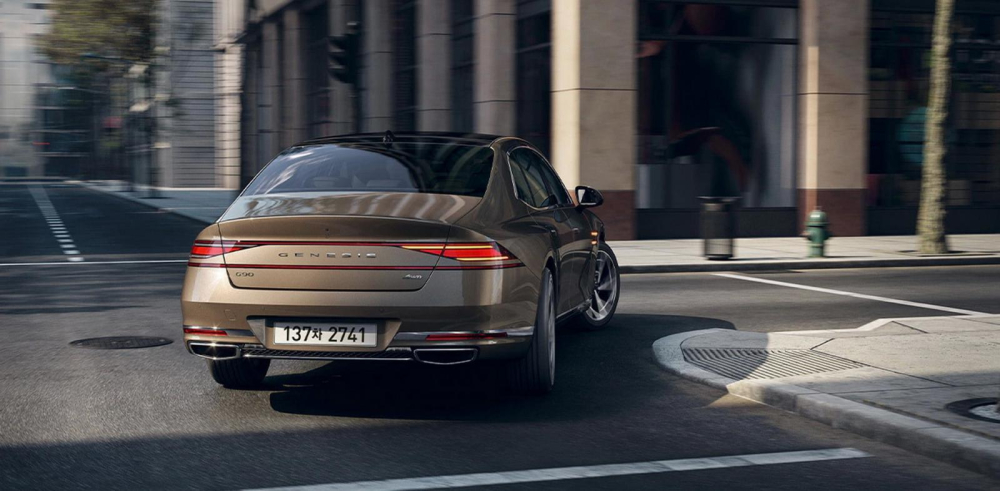 Genesis G90 2022 nhìn phía sau Genesis G90 2022 nhìn phía sau