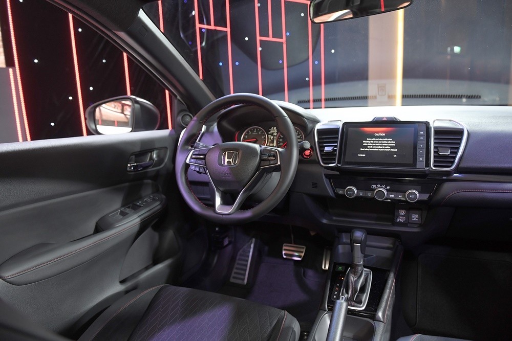 Nội thất b&ecirc;n trong Honda City 