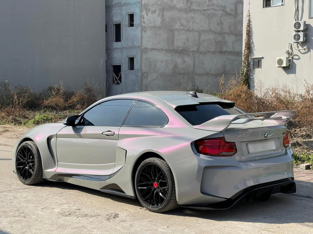 Chiếc xe BMW M2 đã lột xác hoàn toàn so với thiết kế nguyên bản Chiếc xe BMW M2 đã lột xác hoàn toàn so với thiết kế nguyên bản