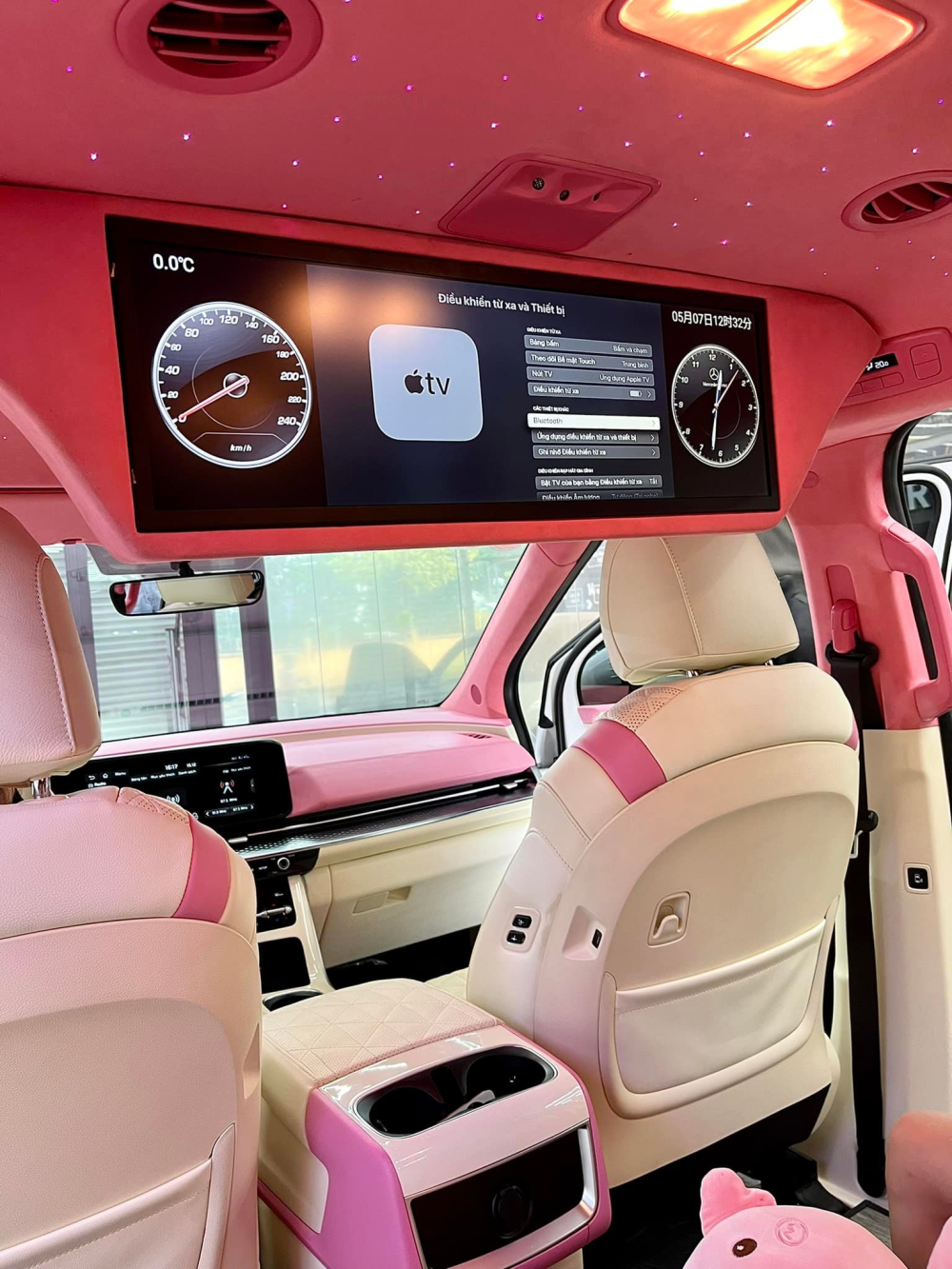 C&ograve;n đ&acirc;y l&agrave; h&igrave;nh ảnh xe Kia Carnival 2022 của vợ chồng kinh doanh mỹ phẩm ở quận 7 sau khi độ lại