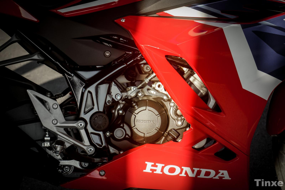 Honda CBR150R 2021