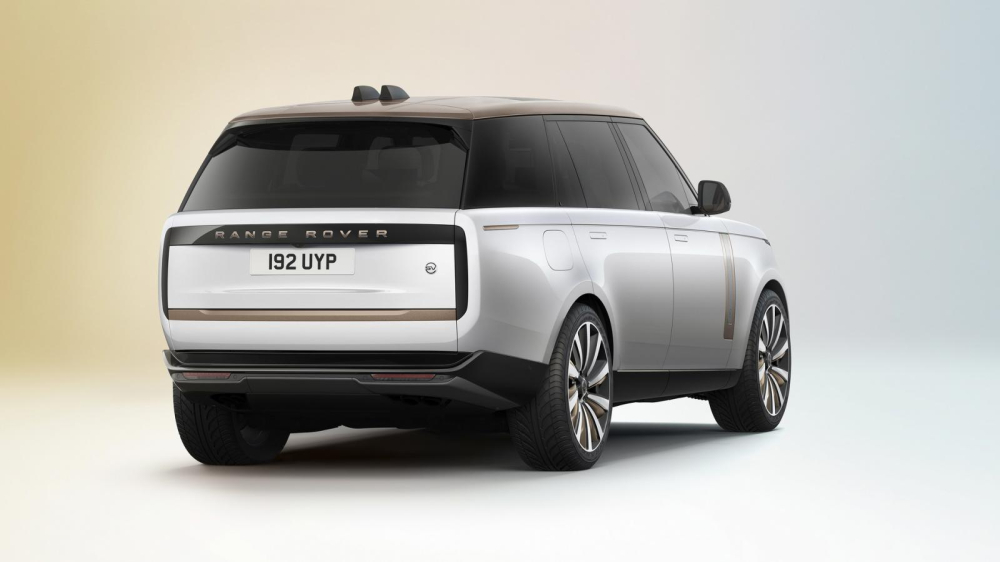 Range Rover SV 2022 c&oacute; hơn 1,6 triệu cấu h&igrave;nh cho kh&aacute;ch h&agrave;ng chọn