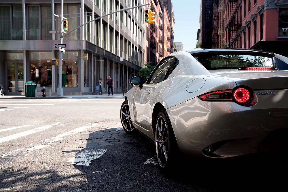 Mazda Roadster 2022 bản RF VS Terracotta Selection