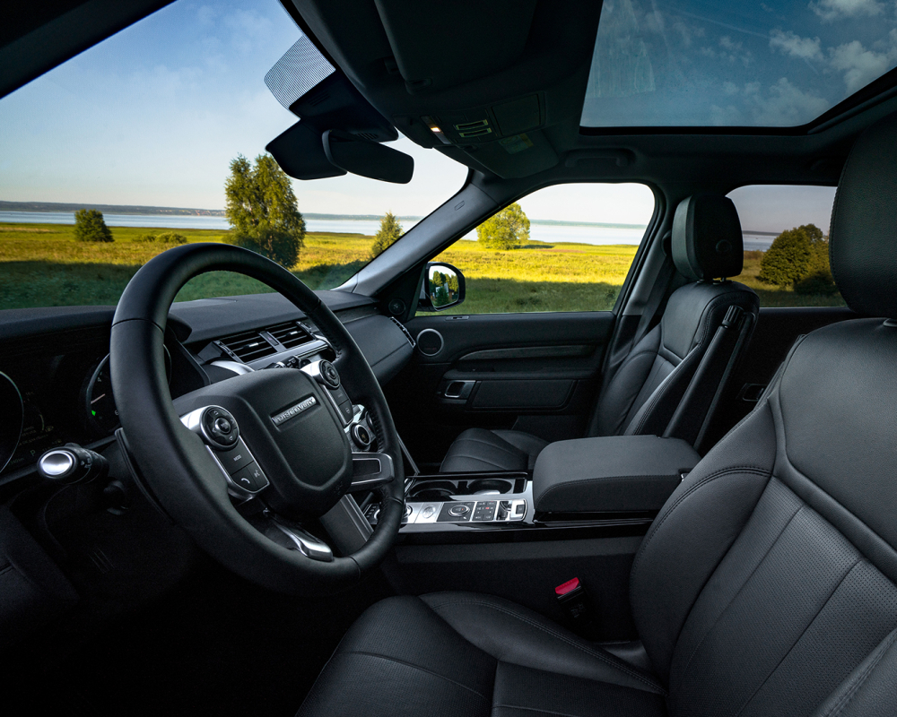 Nội thất đầy sang trọng của Land Rover Discovery.