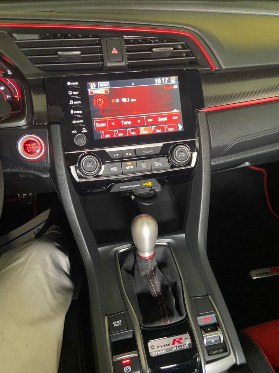 Chiếc Honda Civic Type R Limited Edition mới về Việt Nam c&oacute; thứ tự xuất xưởng l&agrave; 438
