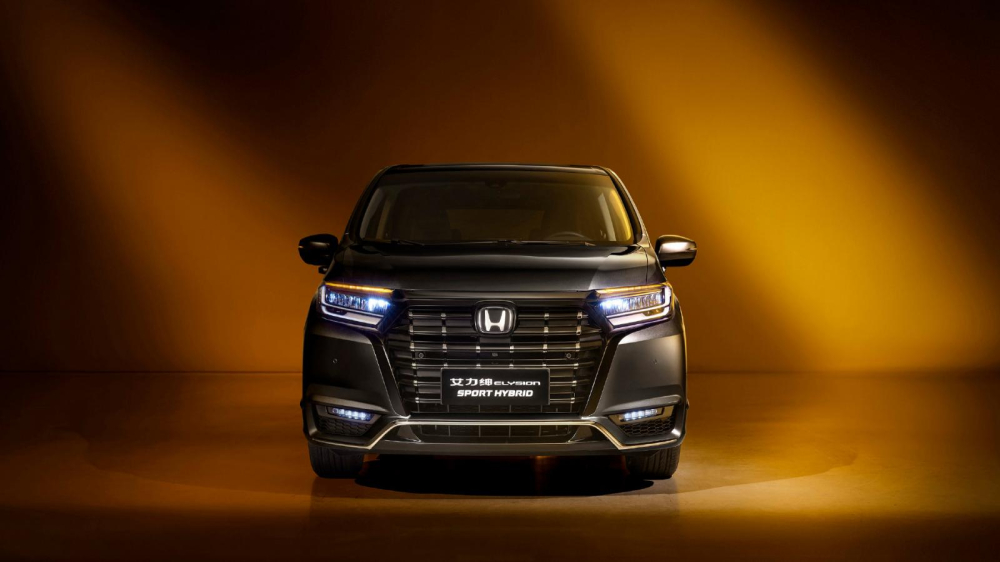 Cận cảnh đầu xe của Honda Elysion 2022