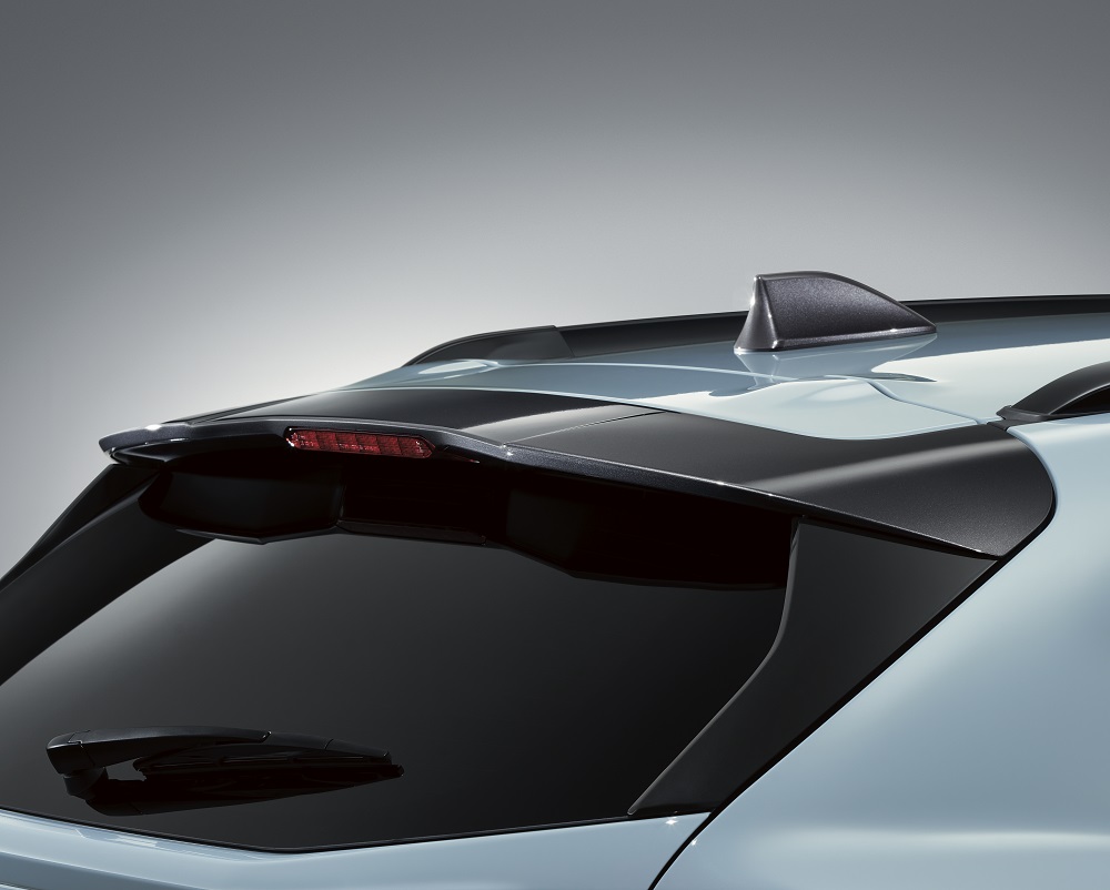 Cánh gió mui của Subaru XV Advance Style Edition Cánh gió mui của Subaru XV Advance Style Edition