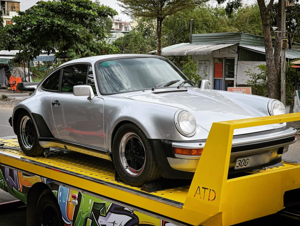 Thiết kế xe Porsche 930 Turbo