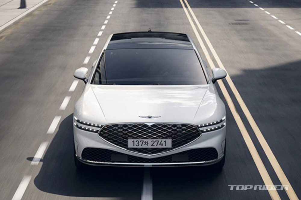 Cận cảnh thiết kế đầu xe của Genesis G90 2022 Cận cảnh thiết kế đầu xe của Genesis G90 2022