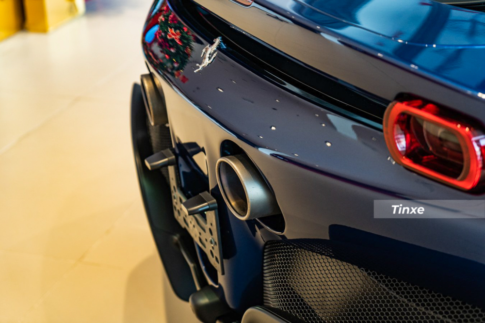 Bugatti Chiron chỉ mất 2,5 giây để tăng tốc từ 0-100 km/h và xe Ferrari SF90 Stradale cũng chỉ cần thời gian đó để đua nước rút