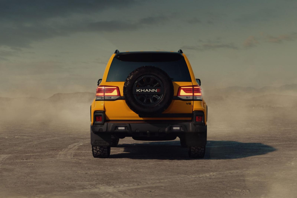 Đuôi xe của Toyota Land Cruiser 200 Expedition