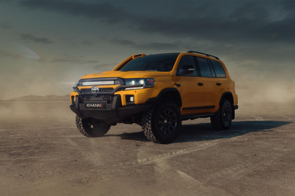 Phía trước của Toyota Land Cruiser 200 Expedition