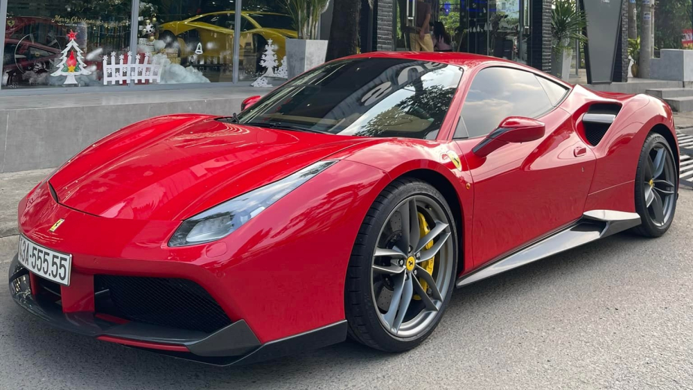 Đây là ngoại hìn của siêu xe Ferrari 488 GTB biển ngũ quý 5 khi về chủ nhân mới