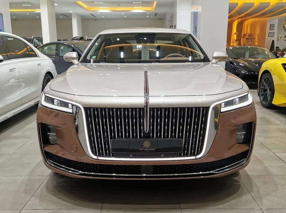 Vẻ đẹp của xe Hongqi H9 được rao bán Vẻ đẹp của xe Hongqi H9 được rao bán