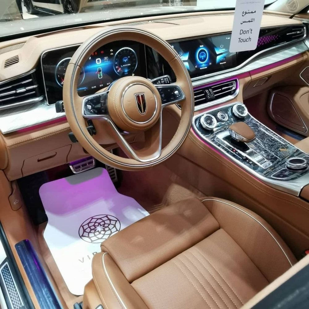 Khoang lái xe Hongqi H9 Khoang lái xe Hongqi H9