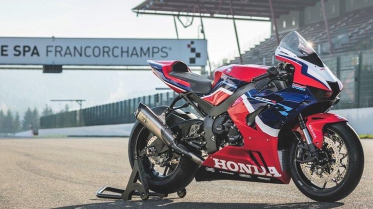 Honda CBR1000RR Spa 100