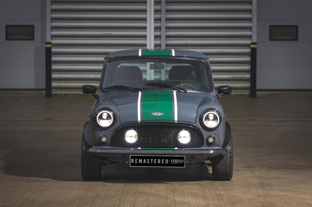 Đầu xe của DBA Mini Remastered Oselli Edition