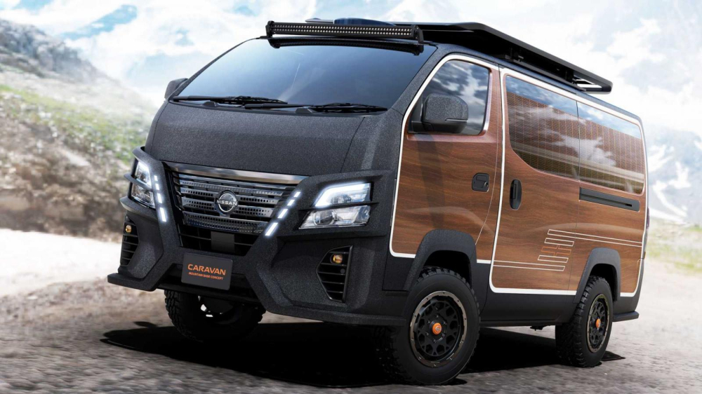 Phía trước của Nissan Caravan Mountain Base
