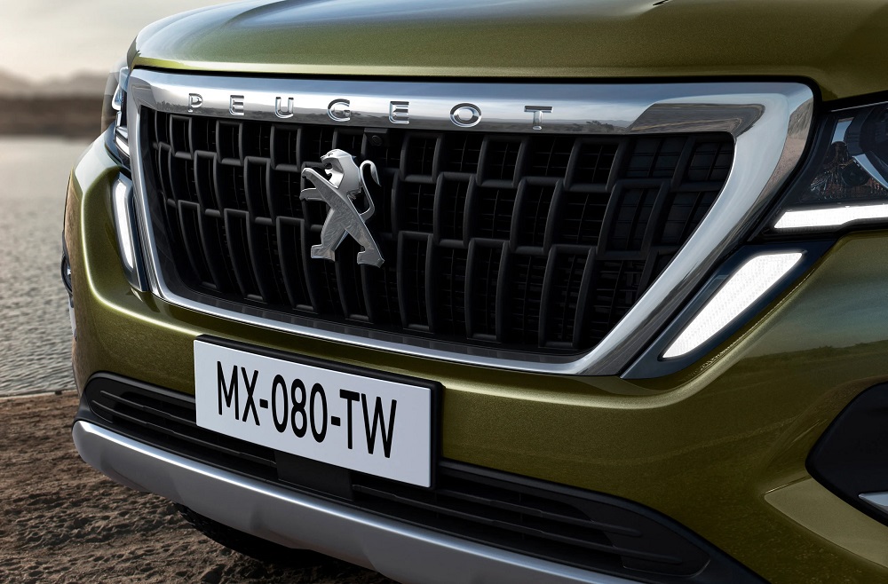 Cận cảnh đầu xe của Peugeot Landtrek