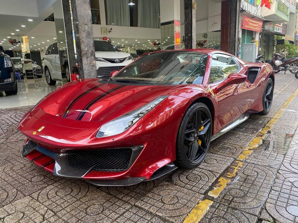  Ferrari 488 Pista Spider thứ 2 về dải đất h&igrave;nh chữ S