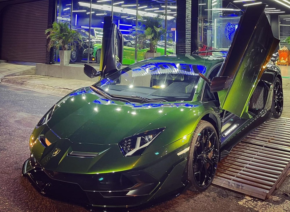  Lamborghini Aventador SVJ c&oacute; m&agrave;u sơn Verde Ermes 