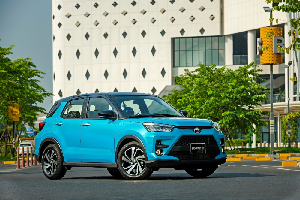 Tháng đầu giao xe, chỉ có đúng 189 chiếc Toyota Raize tới tay khách hàng do nguồn cung khan hiếm.