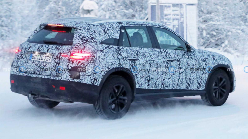 Mercedes-Benz GLC 2022 dự kiến dùng động cơ giống C-Class