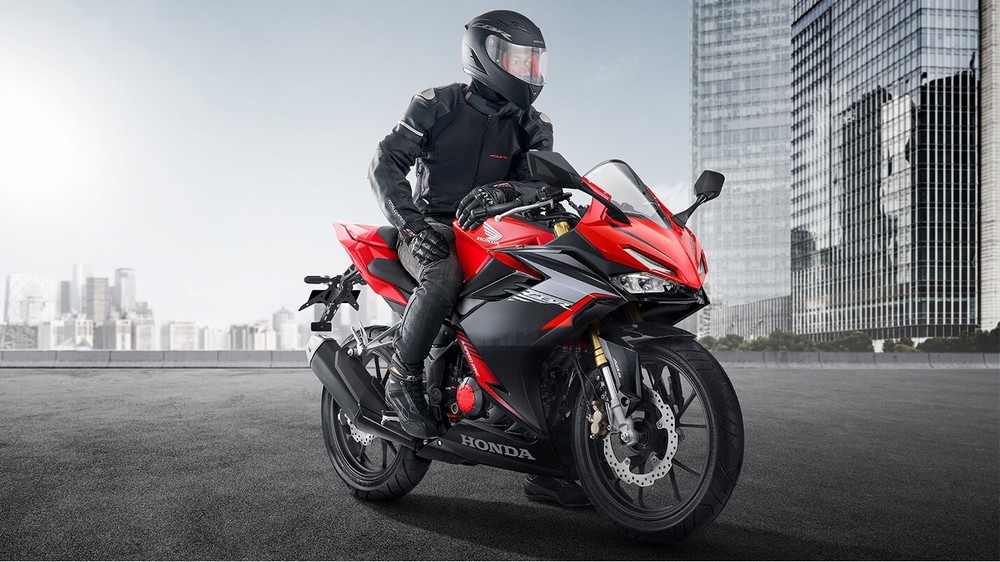 Honda CBR150R