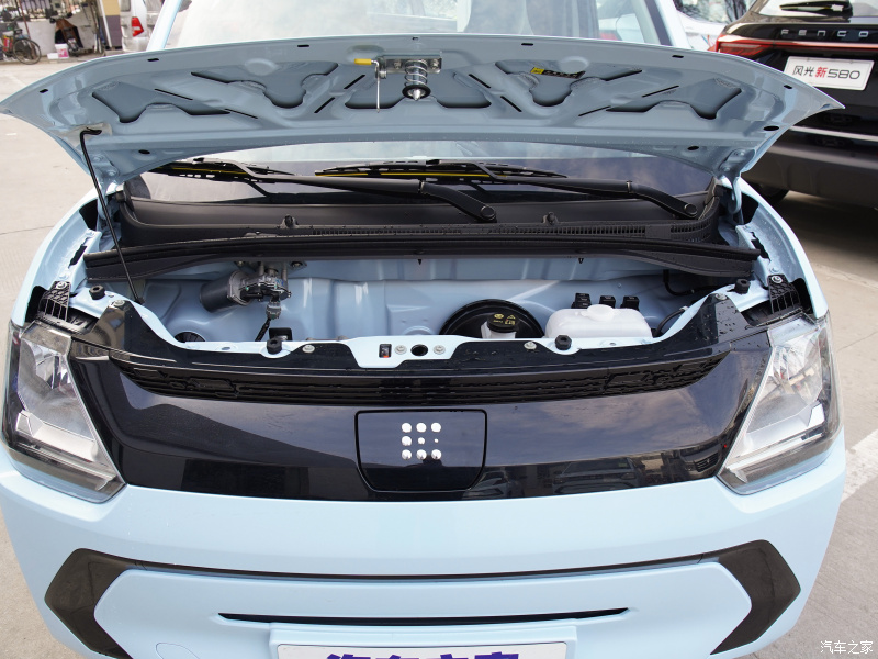 Dongfeng FengGuang Mini EV được trang bị mô-tơ điện 34 mã lực