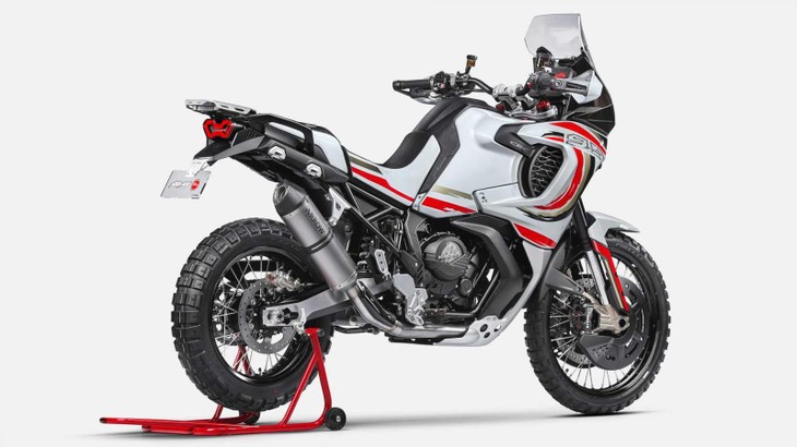 MV Agusta Lucky Explorer 9.5 MV Agusta Lucky Explorer 9.5