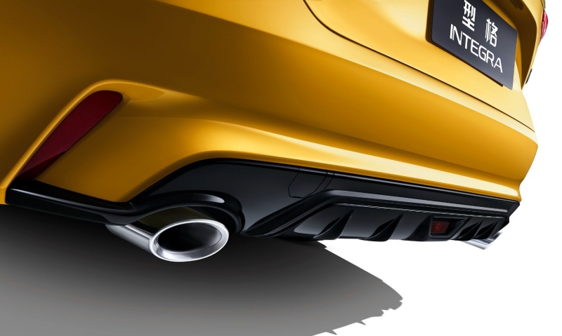 2 ống xả của Honda Integra 2022